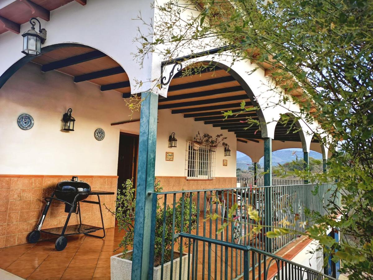 Finca Pil - Casa Rural Con Piscina Guest House Riogordo Exterior photo