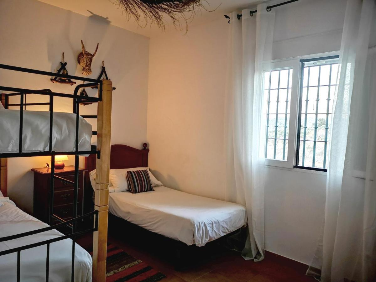 Finca Pil - Casa Rural Con Piscina Guest House Riogordo Exterior photo